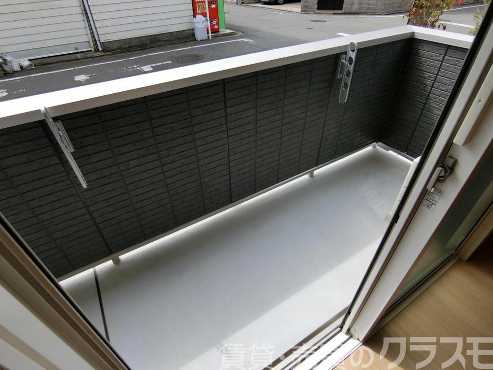 23/30 バルコニー