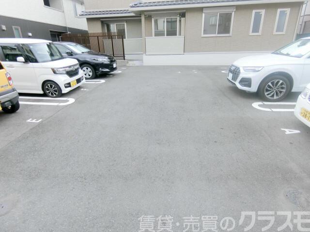 3/4 駐車場