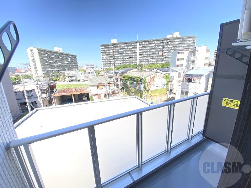 13/22 バルコニー