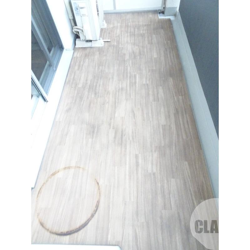 17/27 バルコニー