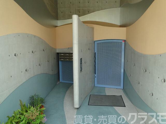 29/30 エントランス