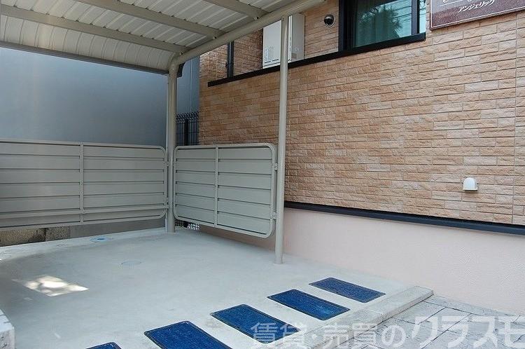 29/30 エントランス