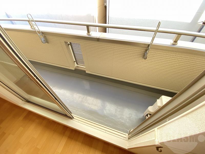 14/23 バルコニー