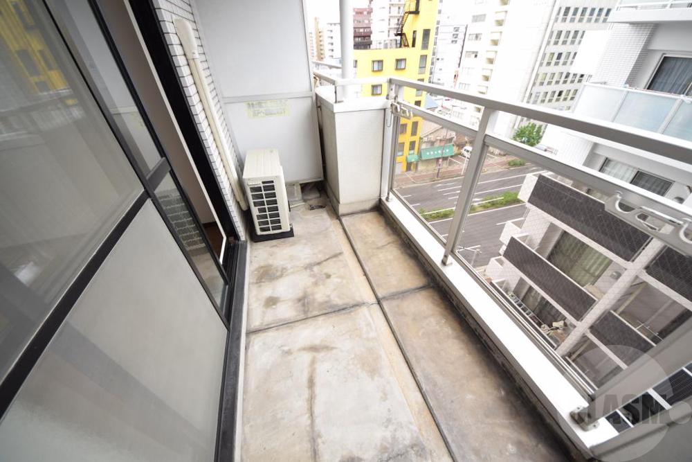 13/30 バルコニー