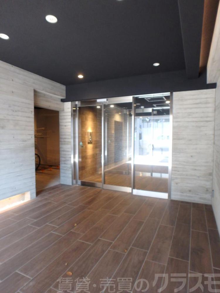 29/30 エントランス