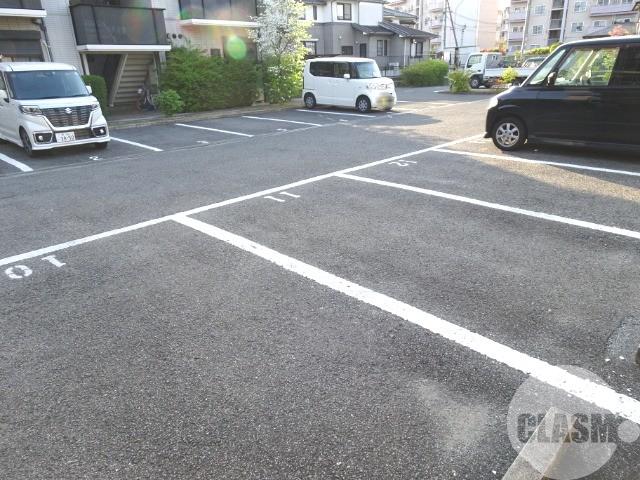 19/30 駐車場