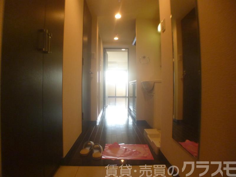 17/30 玄関