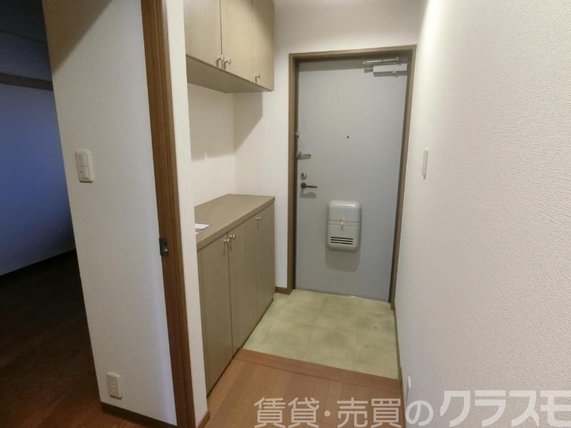 19/30 玄関