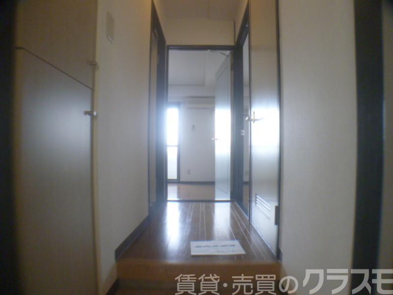 17/30 玄関