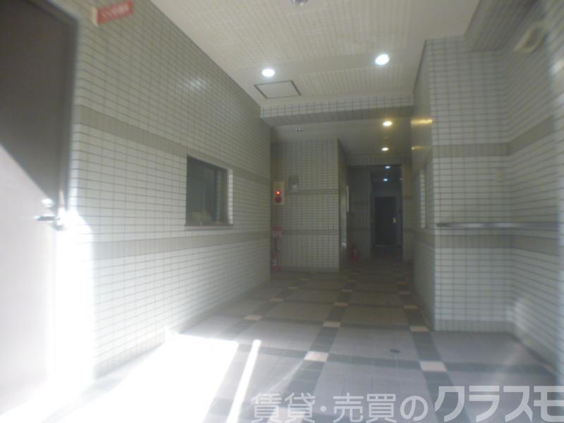 2/3 エントランス