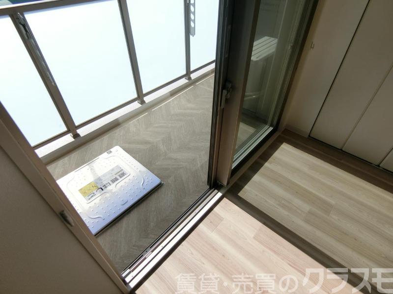 23/30 バルコニー