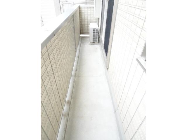 17/28 バルコニー