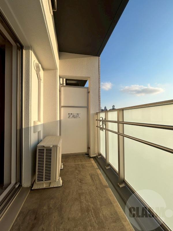 13/22 バルコニー