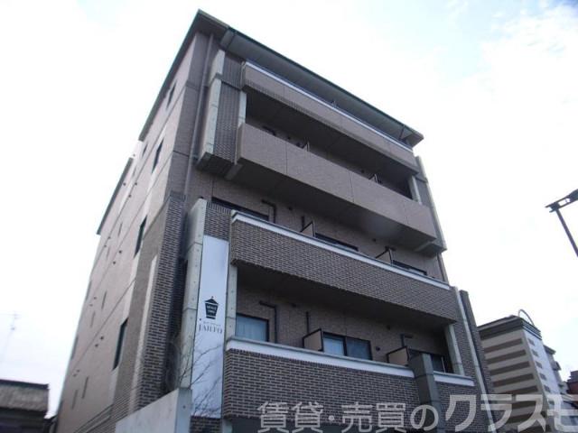 28/30 エントランス