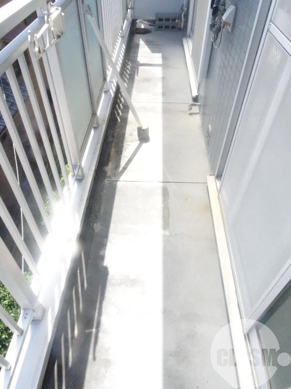 13/22 バルコニー