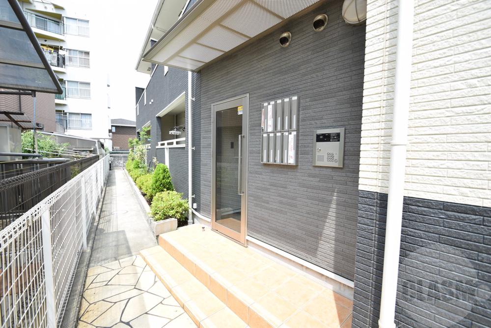 21/29 エントランス