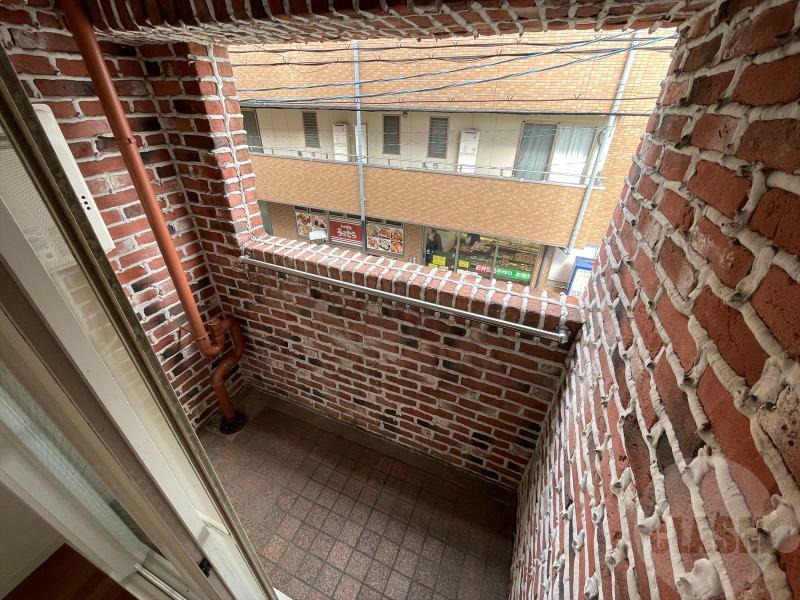 16/25 バルコニー