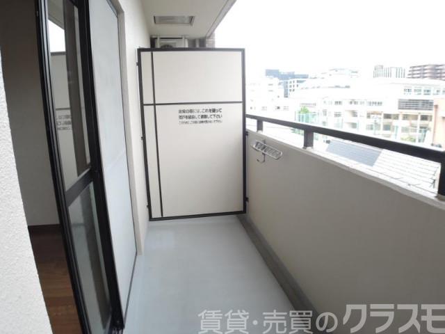 25/30 バルコニー