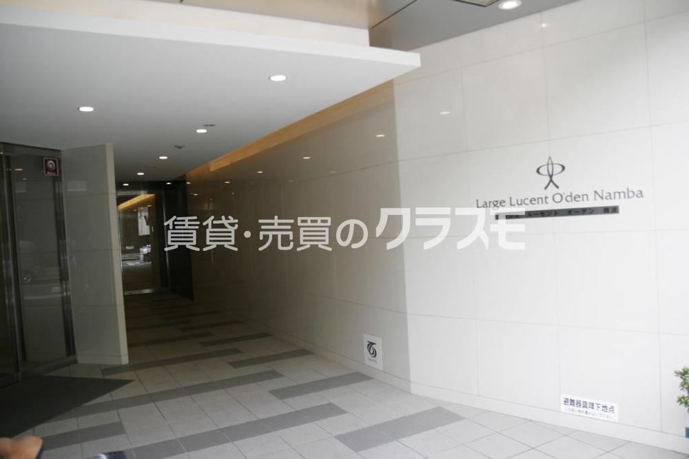 17/26 エントランス