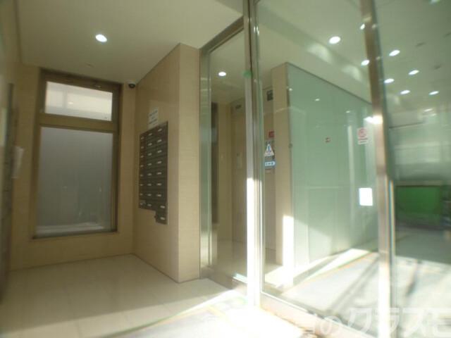 2/4 エントランス