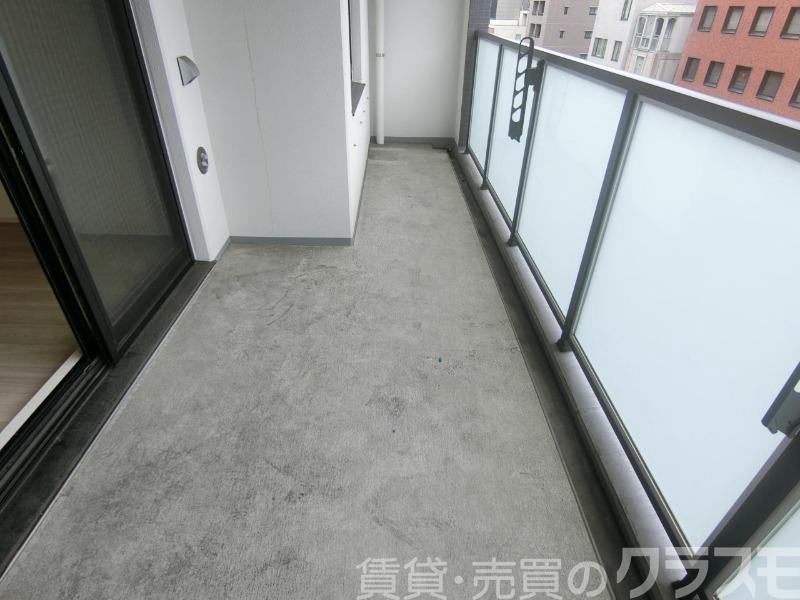 23/30 バルコニー