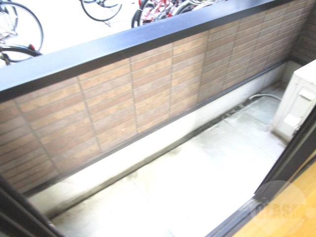 18/30 バルコニー