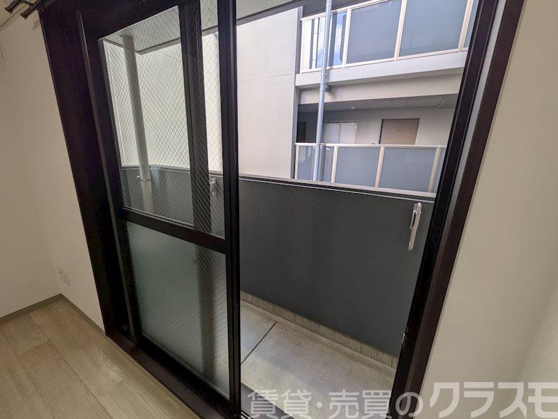 18/30 バルコニー