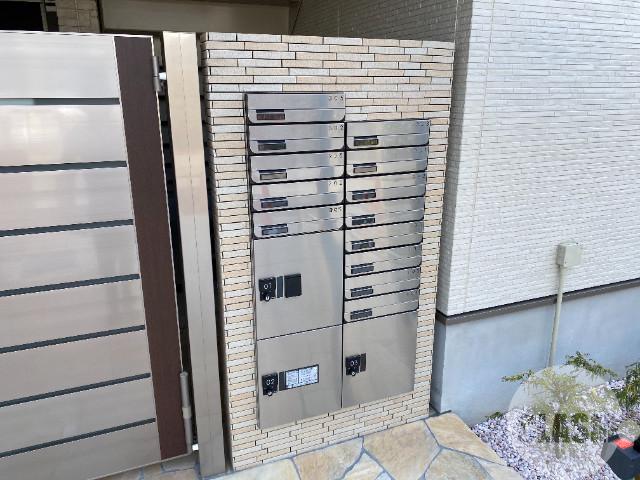 20/30 エントランス