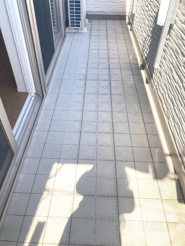 16/27 バルコニー