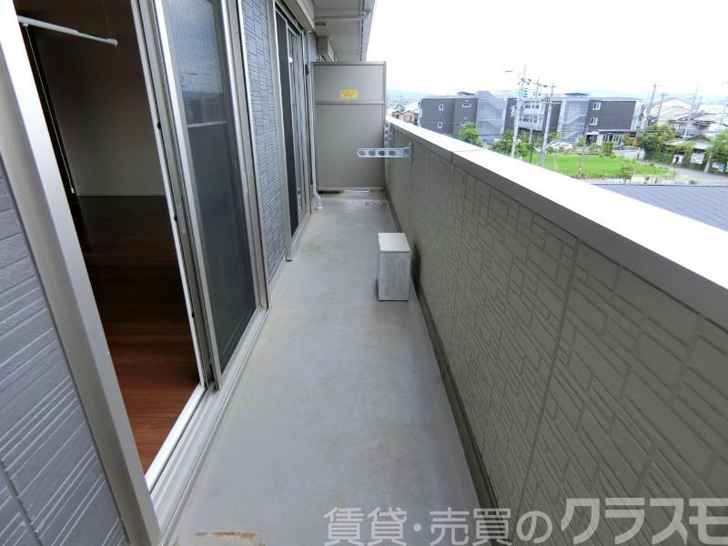 23/30 バルコニー