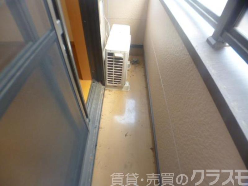 25/30 バルコニー