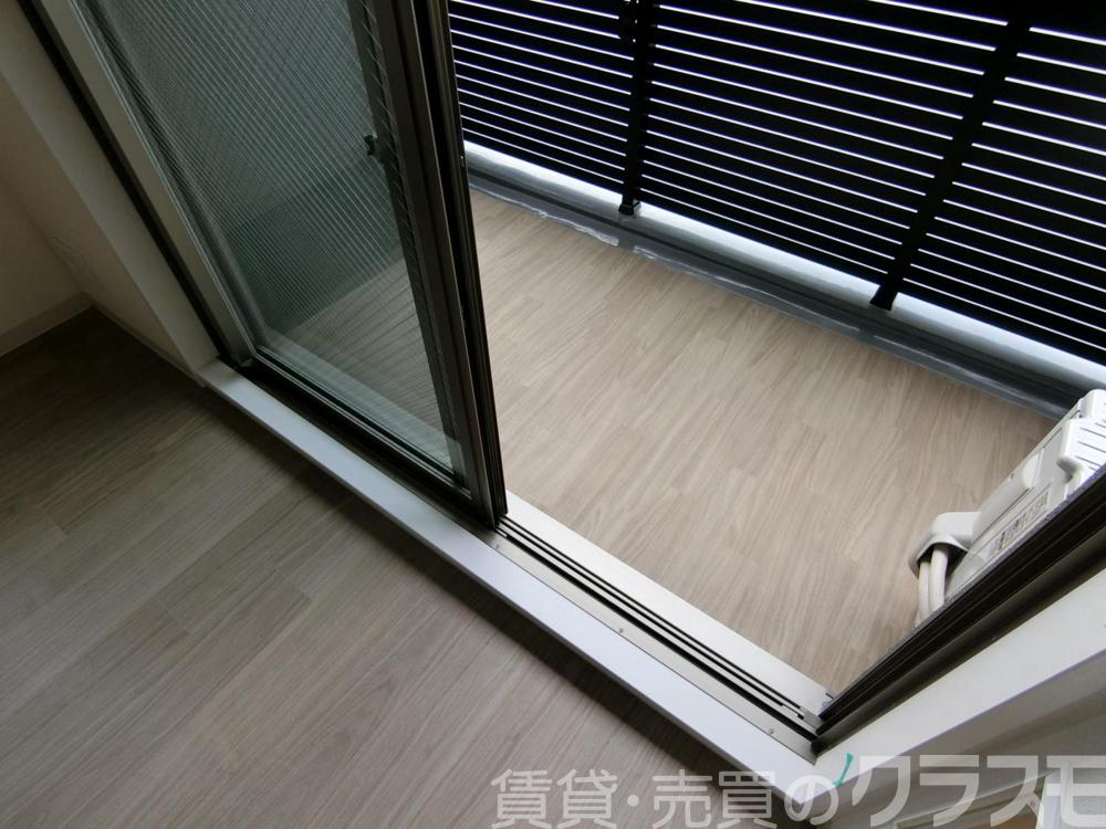 23/30 バルコニー