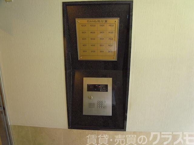 2/4 エントランス