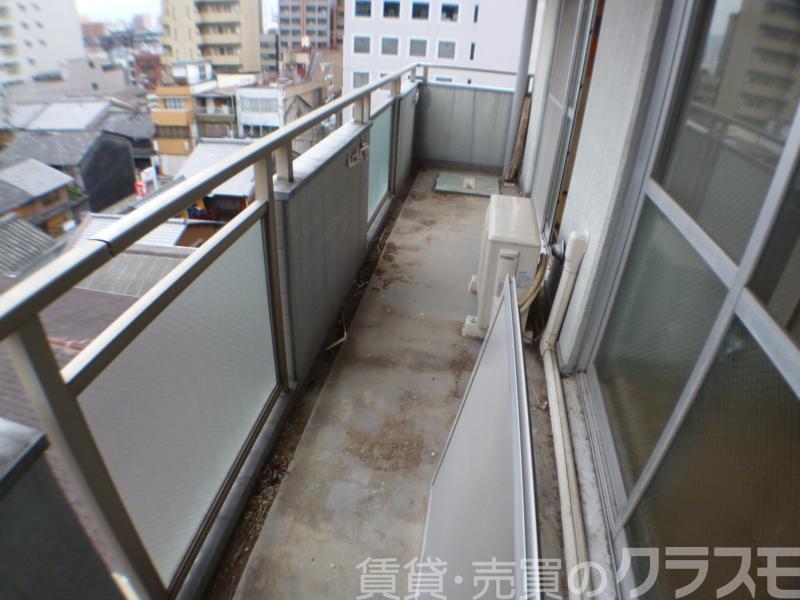 26/30 バルコニー