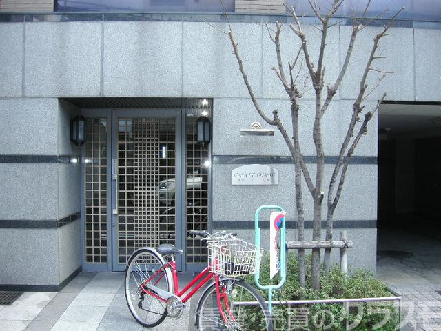 29/30 エントランス