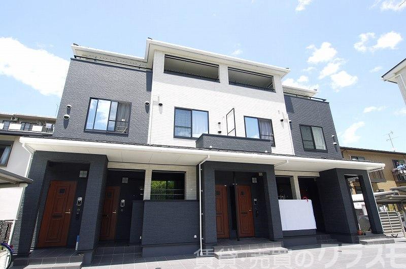 30/30 エントランス