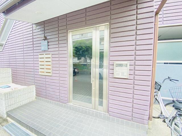 2/8 エントランス