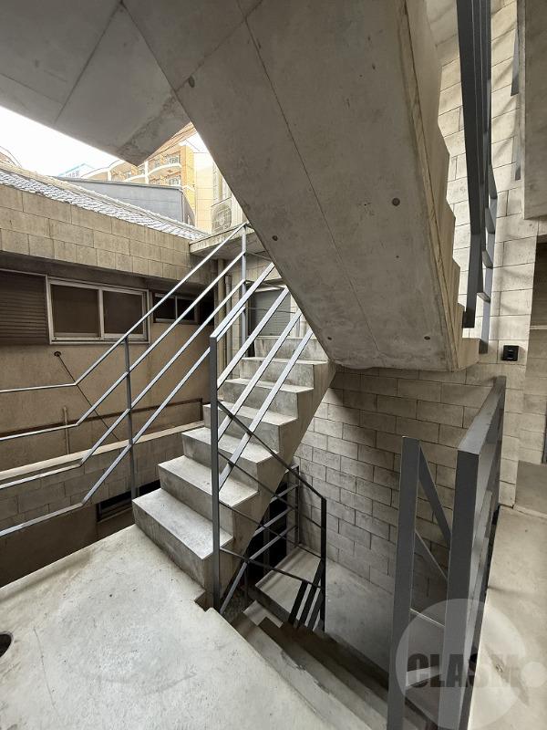 22/30 エントランス