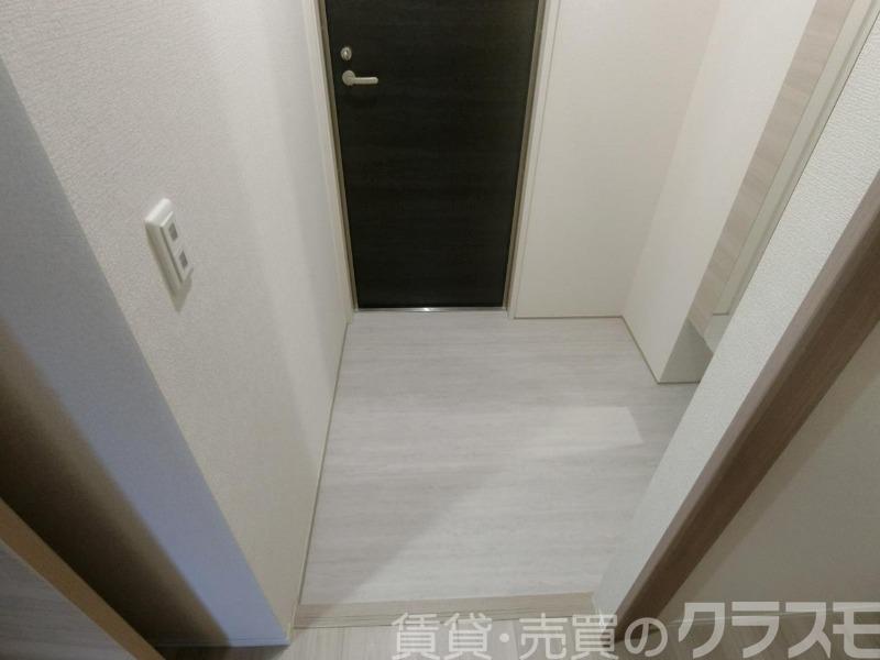 14/30 玄関