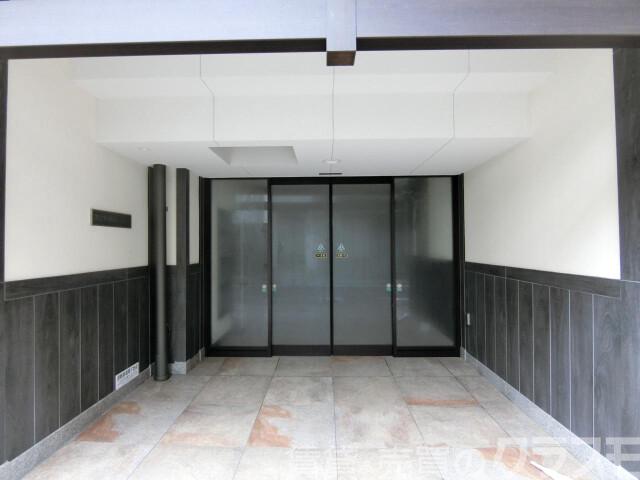 2/3 エントランス