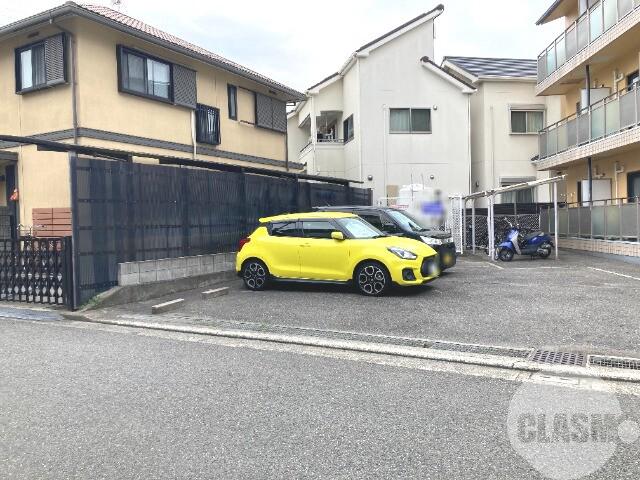 19/27 駐車場