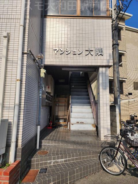 22/25 エントランス