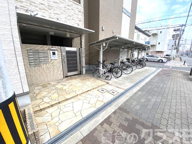 20/25 エントランス