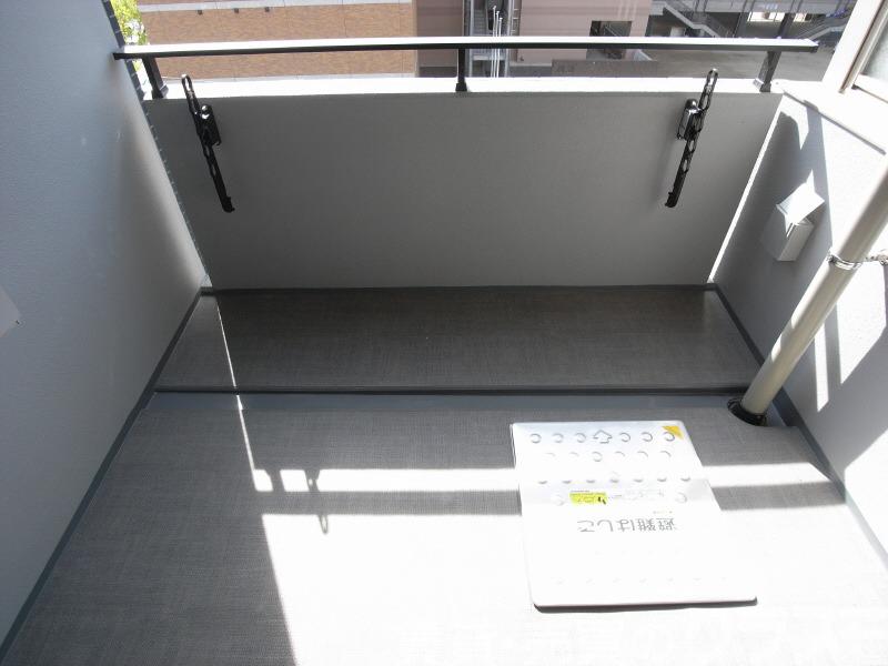 25/30 バルコニー