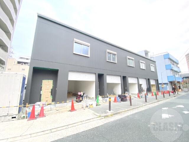 16/30 エントランス