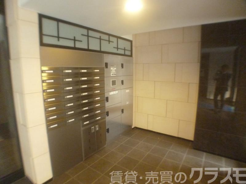 2/4 エントランス