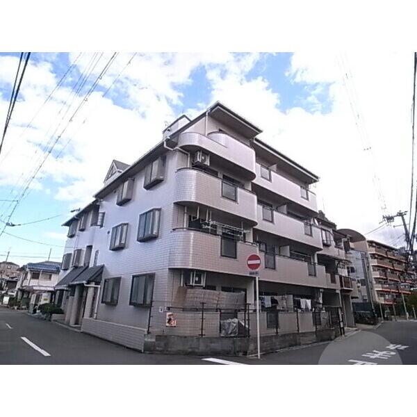 17/30 エントランス