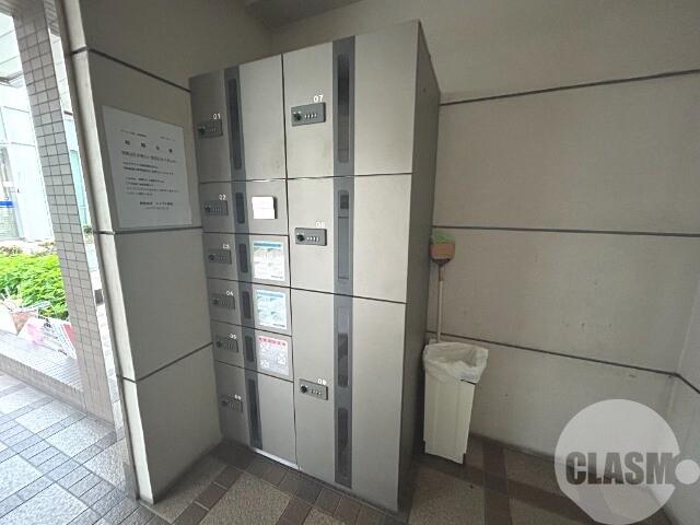 22/29 エントランス