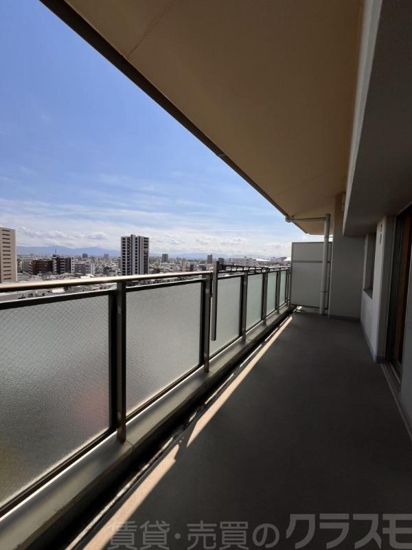 19/30 バルコニー