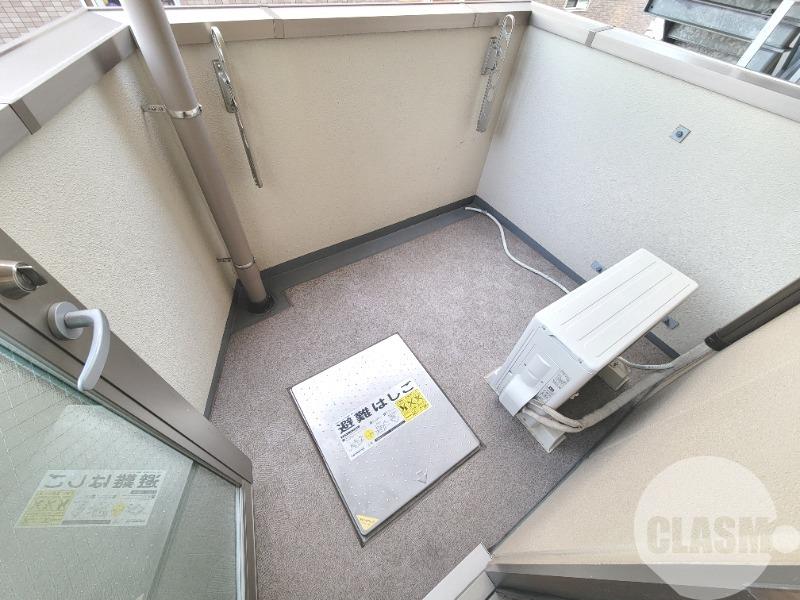 17/28 バルコニー